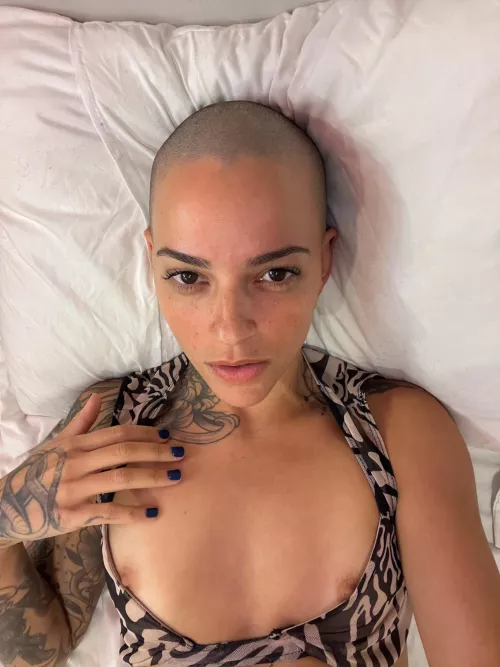 can i send u nudes yes or no?