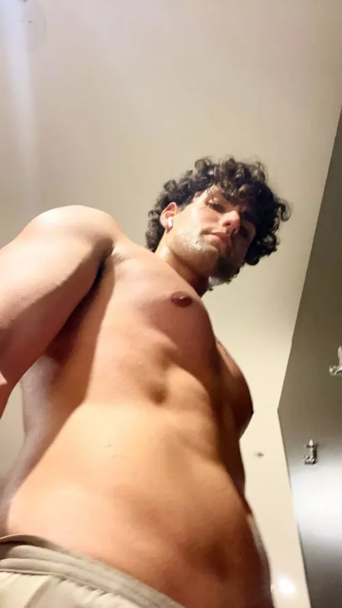 Can you make me sweat while fucking?