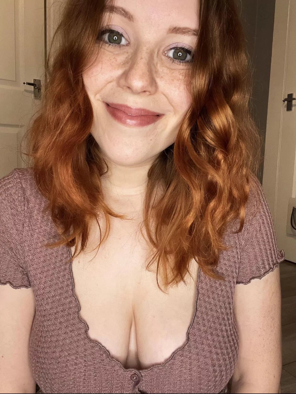 Hope you’ve had a good Monday! [F] 💕