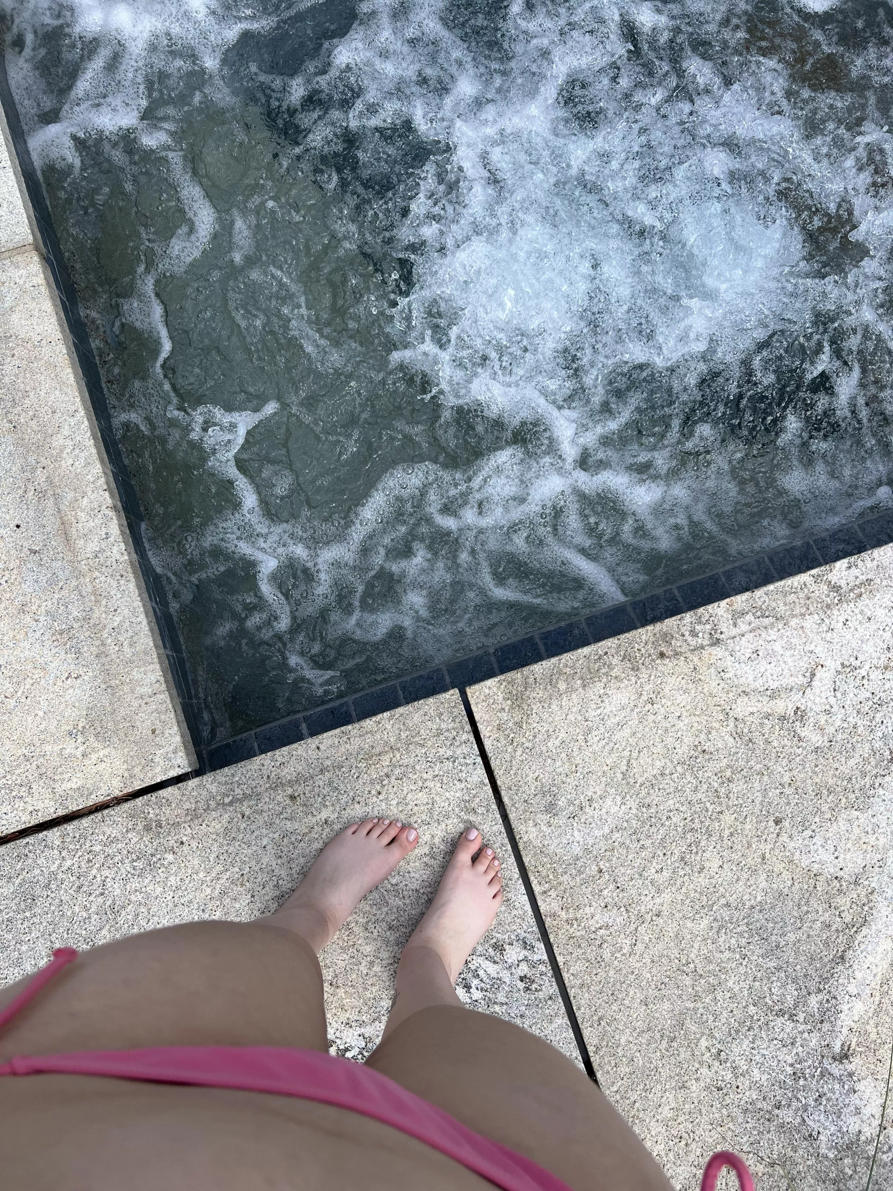hot tub toes (: