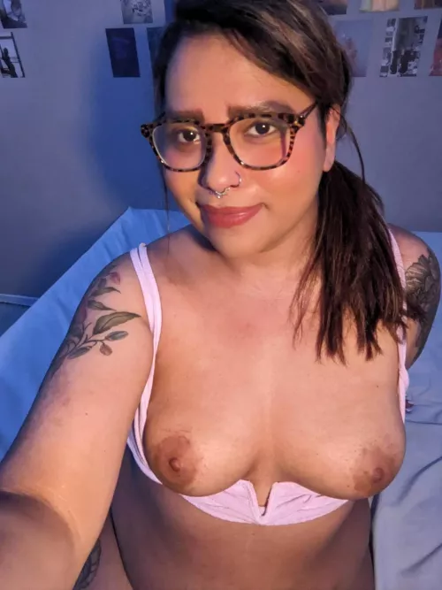 I am aware that you like asses but do you like brown girls with glasses?