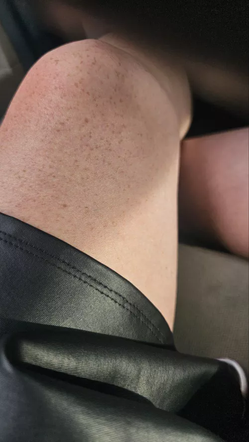 I love when all the freckles come out to play for summer 🌞