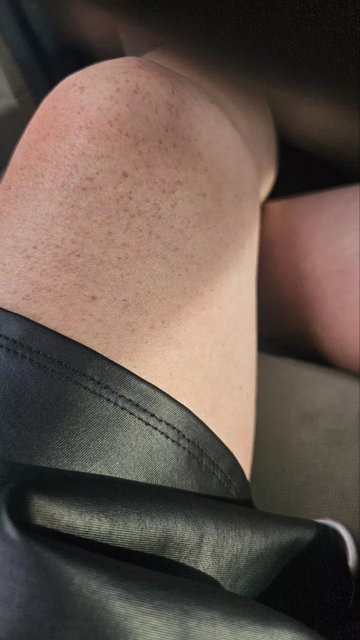 I love when all the freckles come out to play for summer 🌞