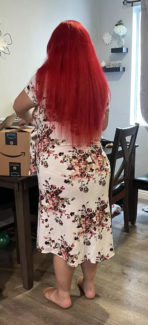 Loving the wife’s dress