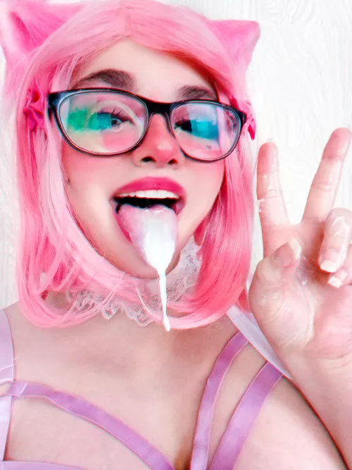 Meow meow ahegao with cream🍼💦 ~ what does that remind you of?🤭🎀F19🎀