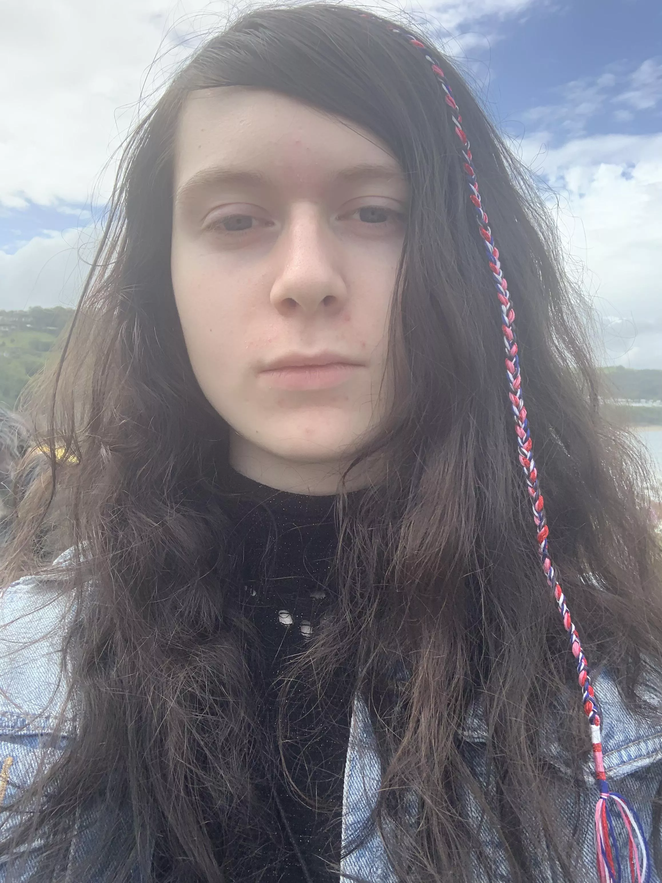 never posted without makeup before soo… hi everyone sorting by new :3