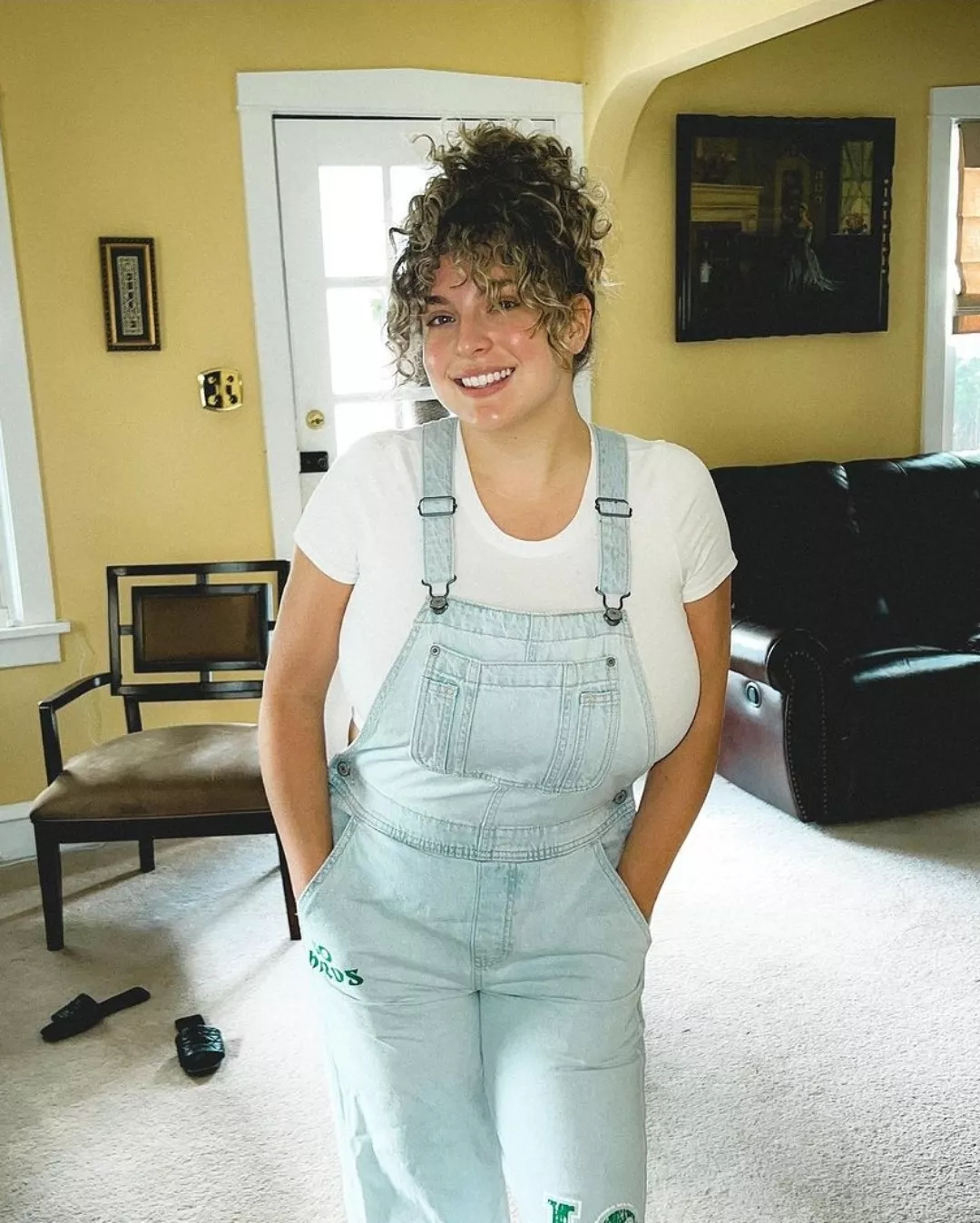 Simple attire for the win