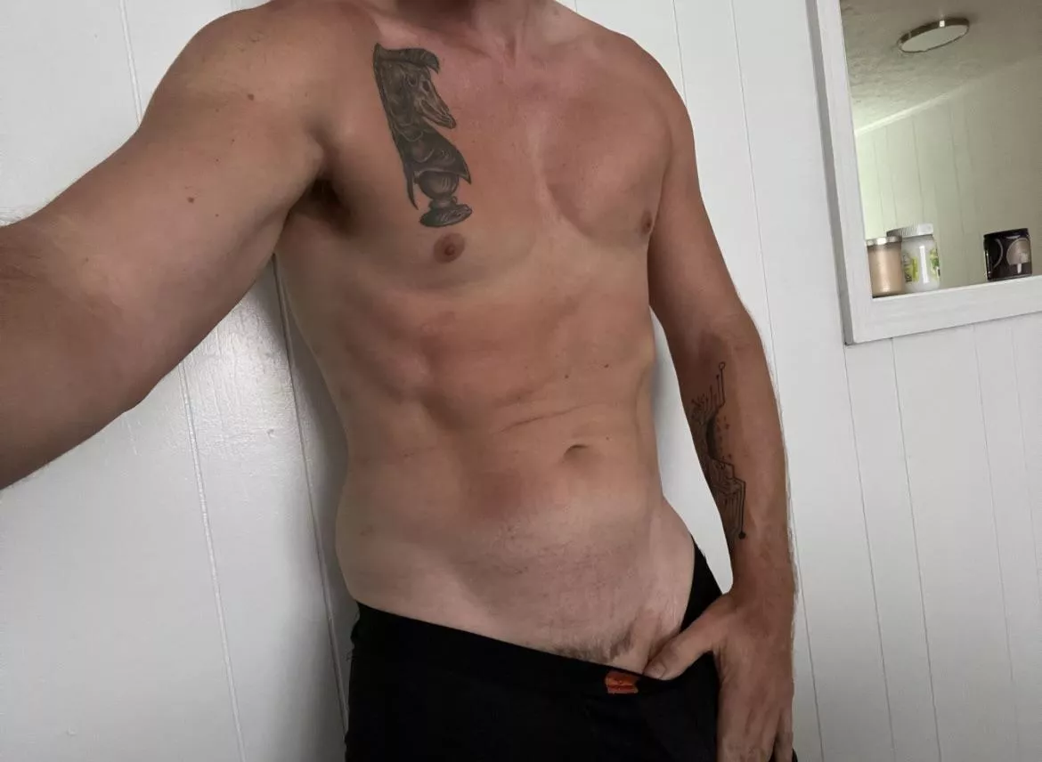 37 Lynchburg VA WM seeking local hotwife