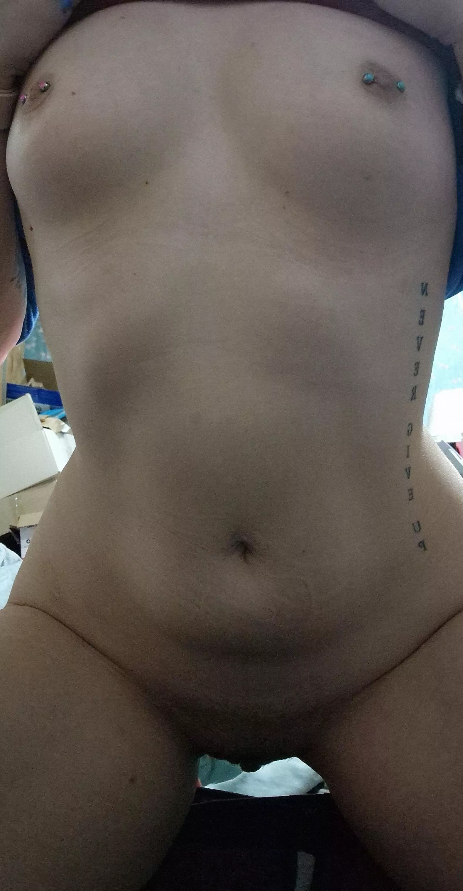 Do you like what you see 😏 (F)