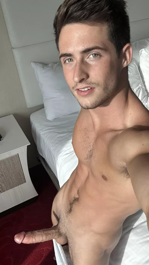 Golden hour ☀️ what do you think?