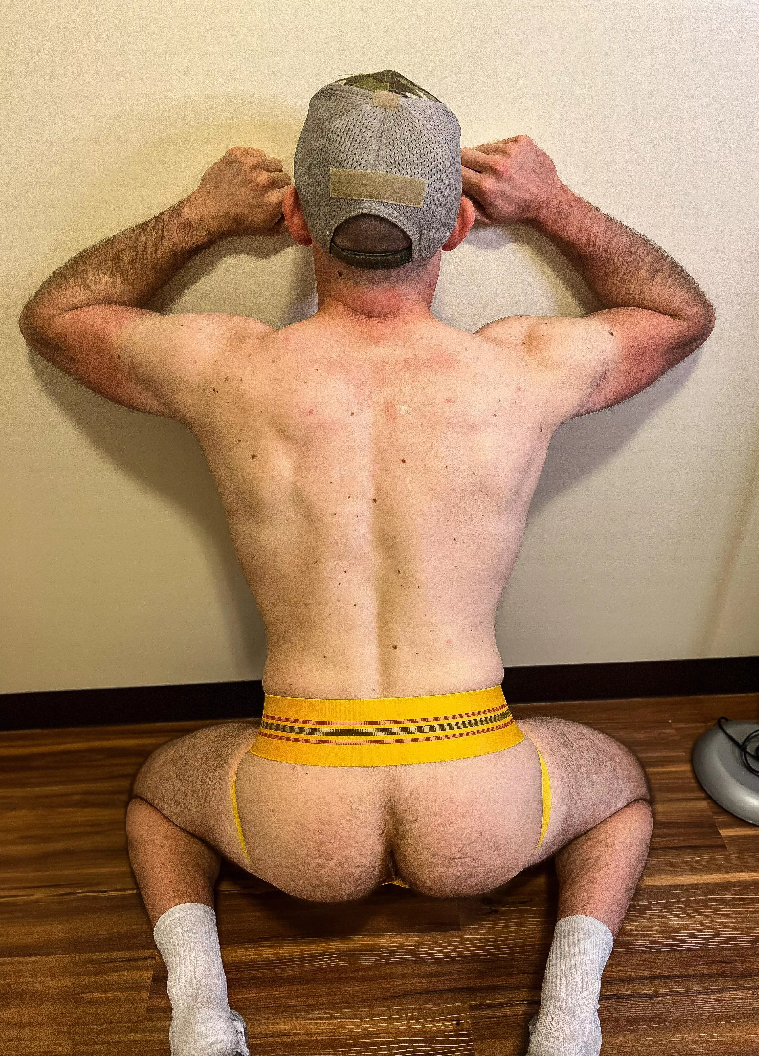 Leg days are starting to show 35