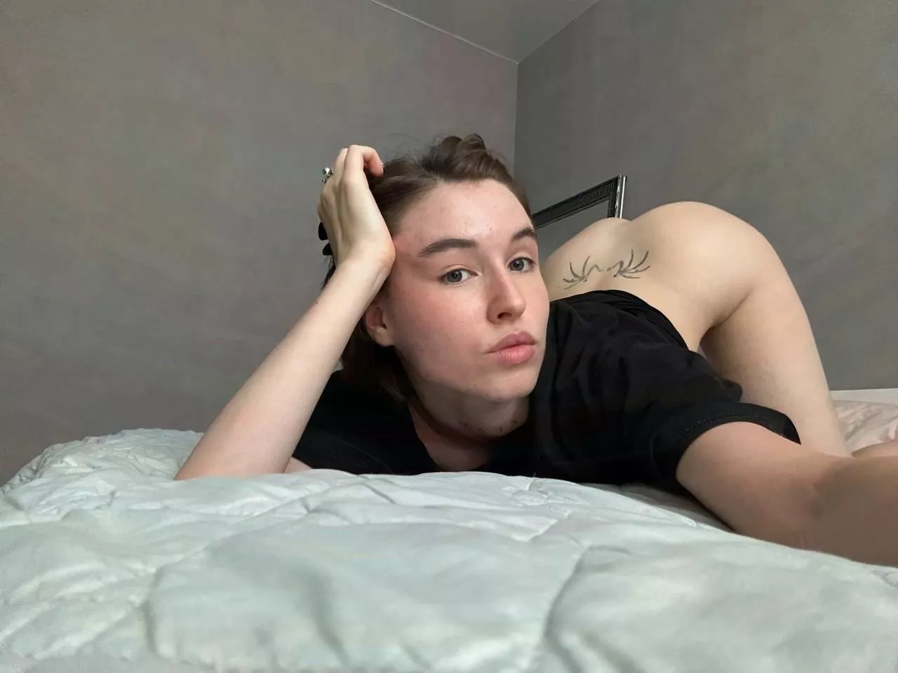 Lend me your tongue?