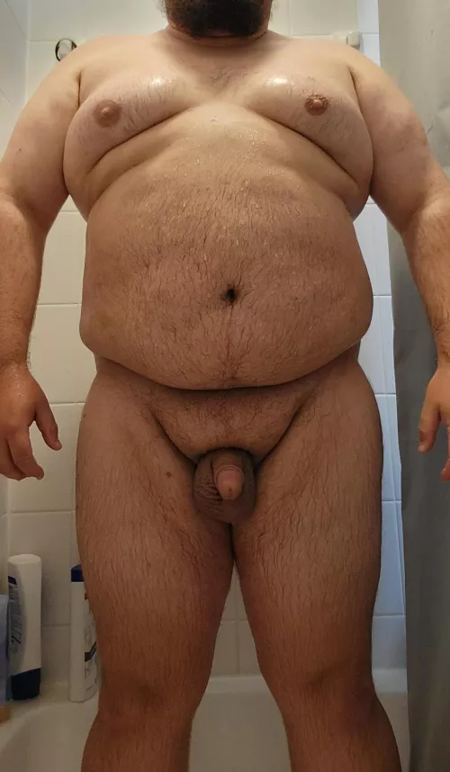 [m] In the shower thinking of all the naughty things id litto have in my dm's. 😈😈😈