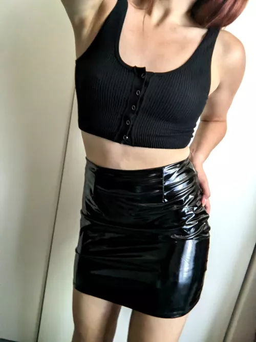 Technically mild 🖤 [f]