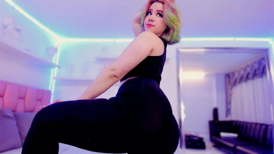 Tuesday of chilling [albaandthayron]