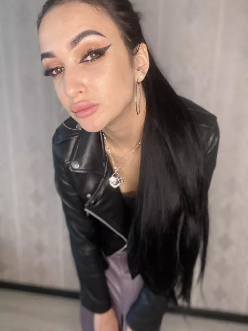 What do you read in my gaze?