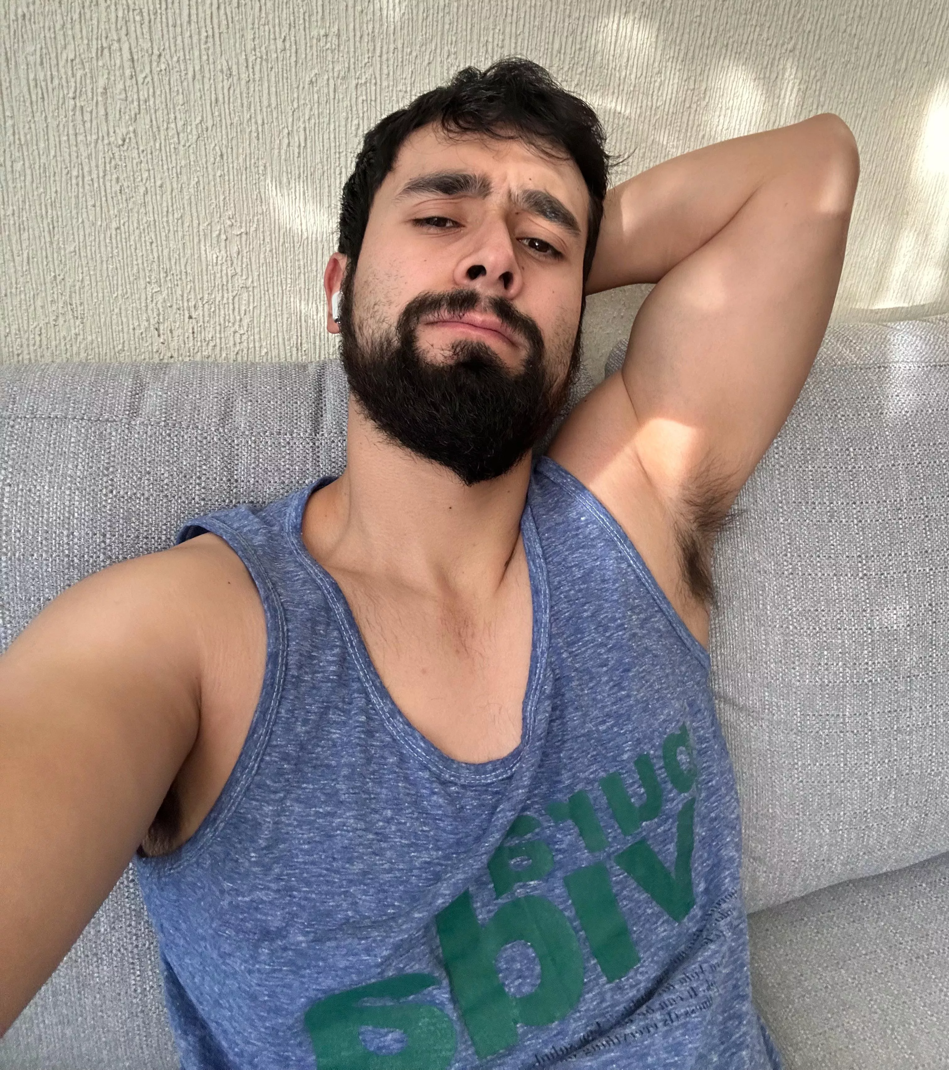 Wish I have someone sniffing my pits right now.