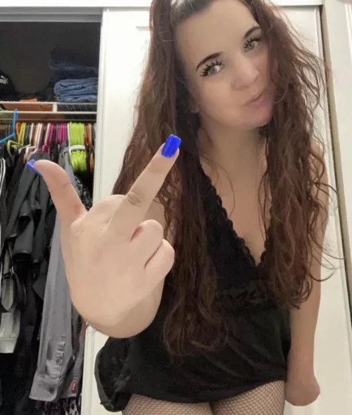 Your favorite fetish friendly & kinky bratty bully is offering brutal domination😈 I do custom [vid] [fet] friendly😇 [dom] sessions, [cam] [sct] & [pss] items, sessions & custom/Dropbox vids! [sext] [pty] [rate] [gfe] [aud] BLOWOUT SALES