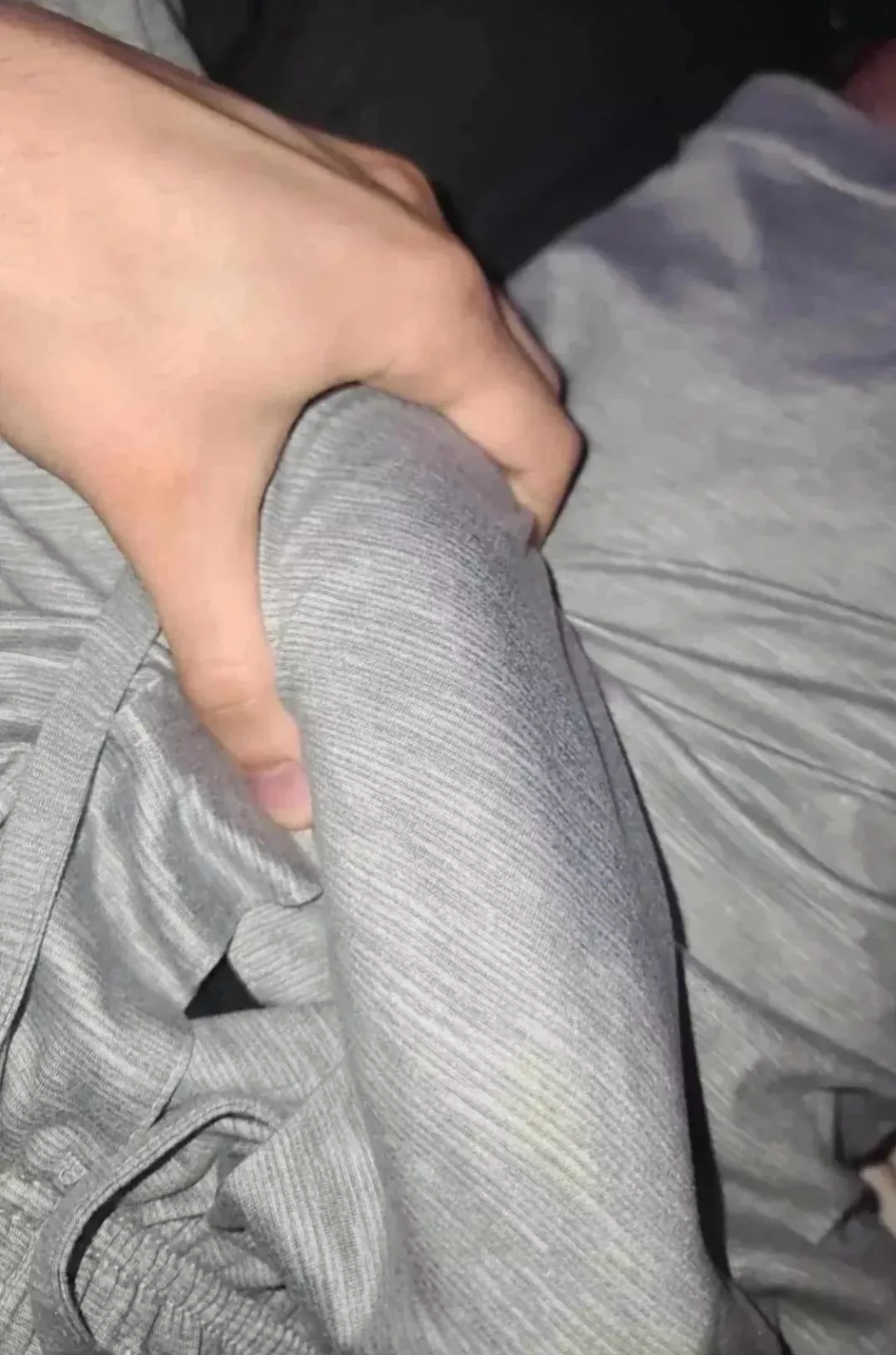 20 straight skinny college bro. gf is gone let's jerk together @rygan2022