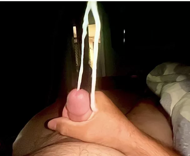 (47) Daddy wants to give you breakfast in bed this morning