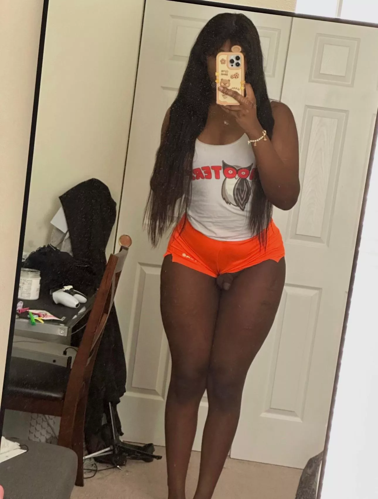 Anyone into ebony? 🤎