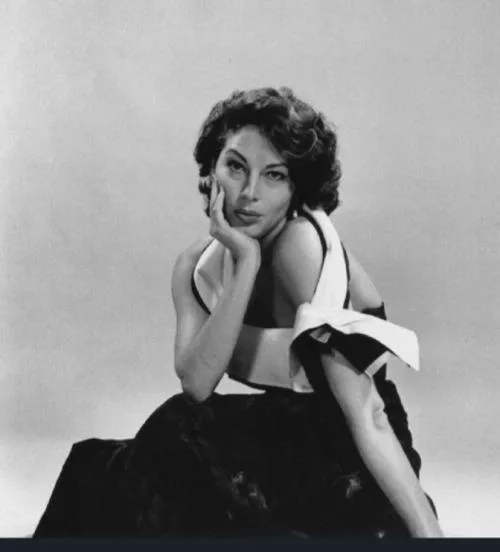 Ava Gardner (1954)