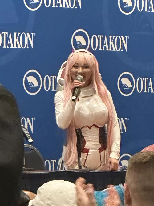 Got to see the queen again this year at Otakon! She was way more busy I couldn’t get a picture this year