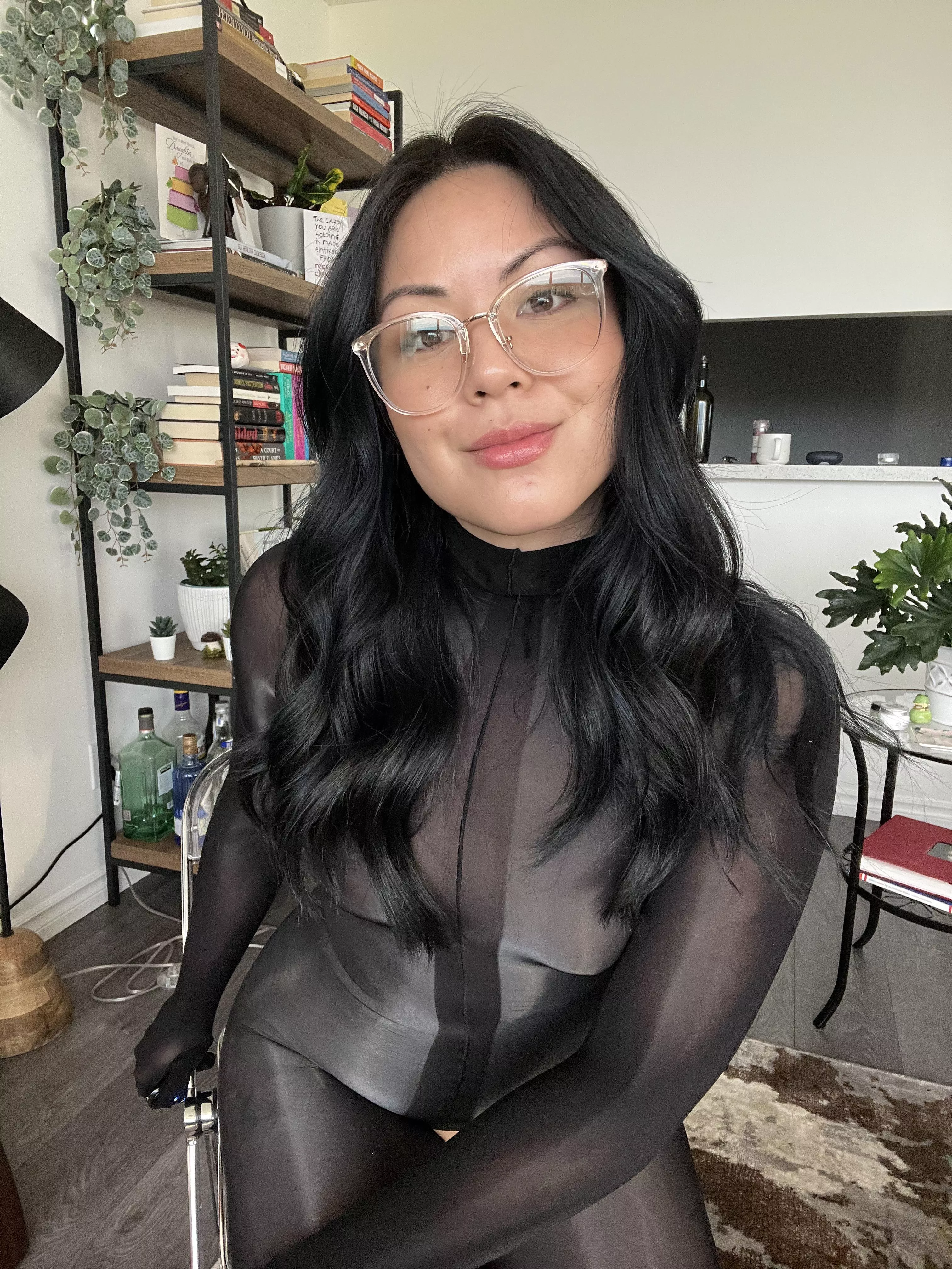 I think I’ll get some darker frames to match my features