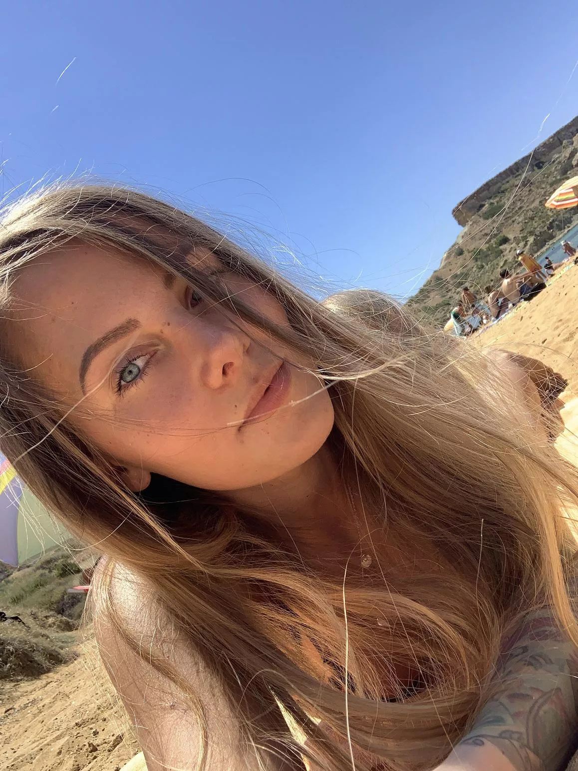 Just wanted to say hi 😚