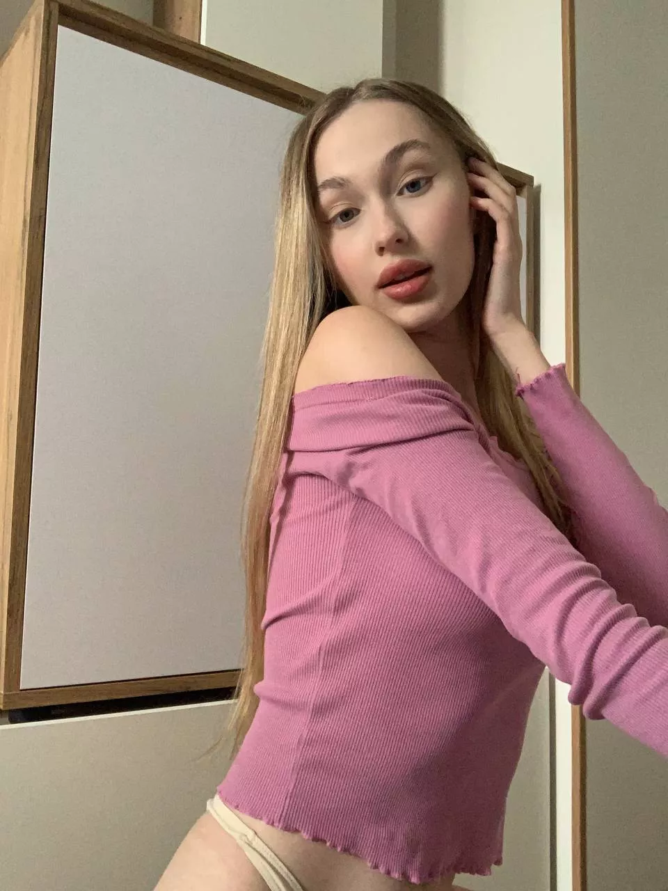 Let me know if Im ur type [f]