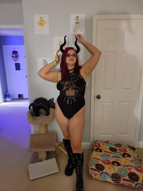 Make this succubus your own slave?