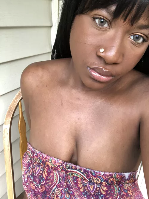 My holes need your attention