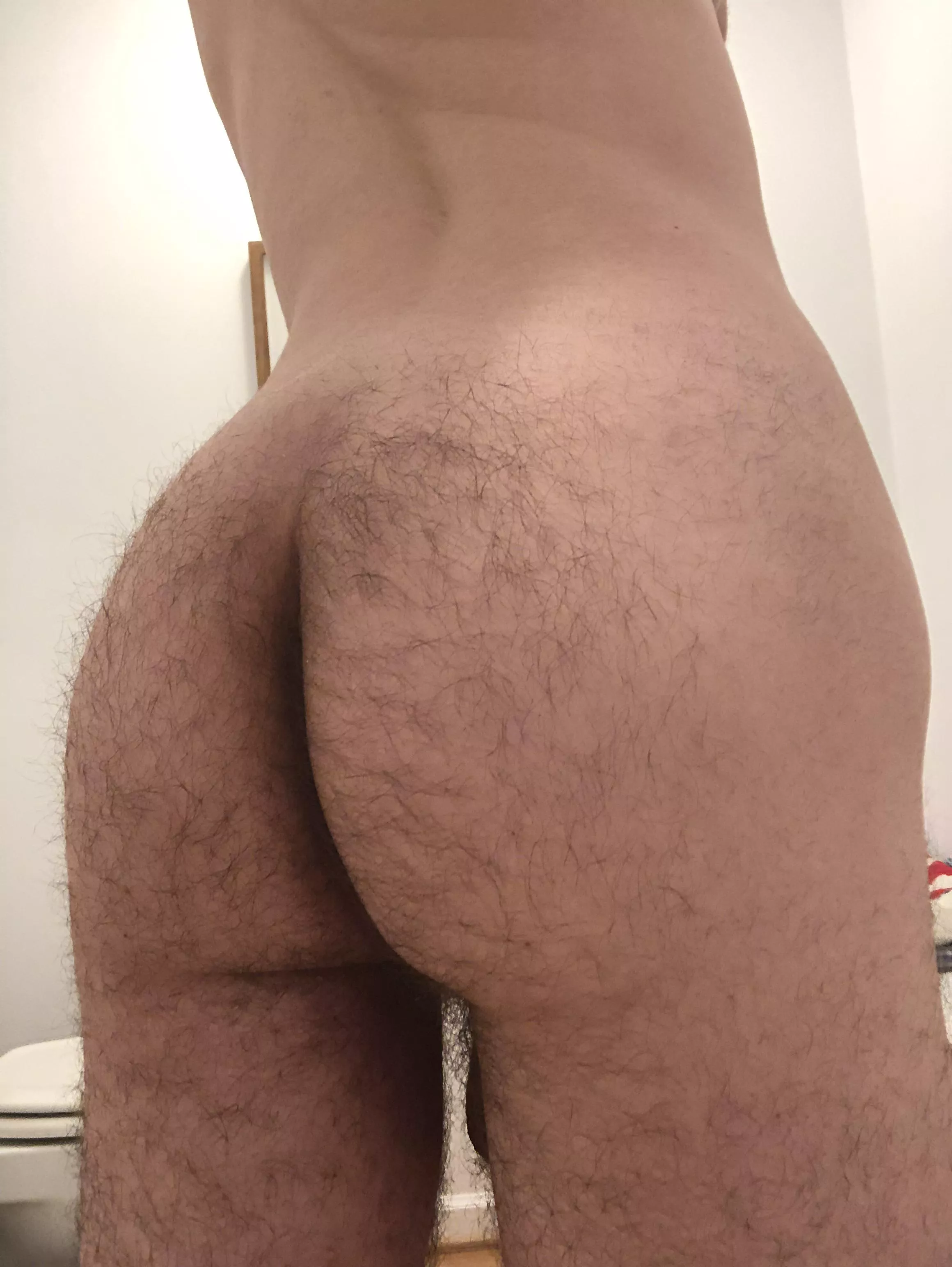 Need my musky cheeks clapped after a long hard day