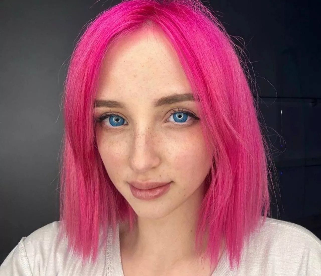 Pink hair, don't care <3