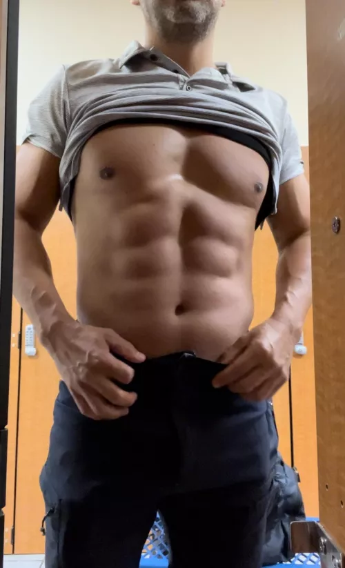 Post workout sneaky locker room pic, thanks goodness I didn’t get caught taking pics!