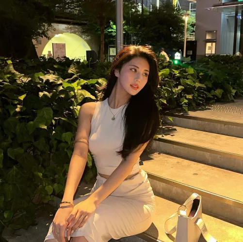 Pretty japanese girl