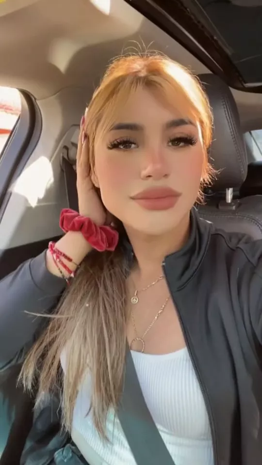 are you attracted to blonde trans?