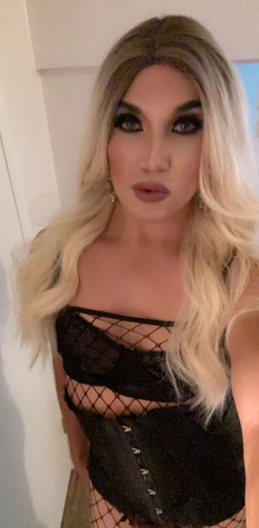 Can I be your Hot spoiled Mexican wife ?