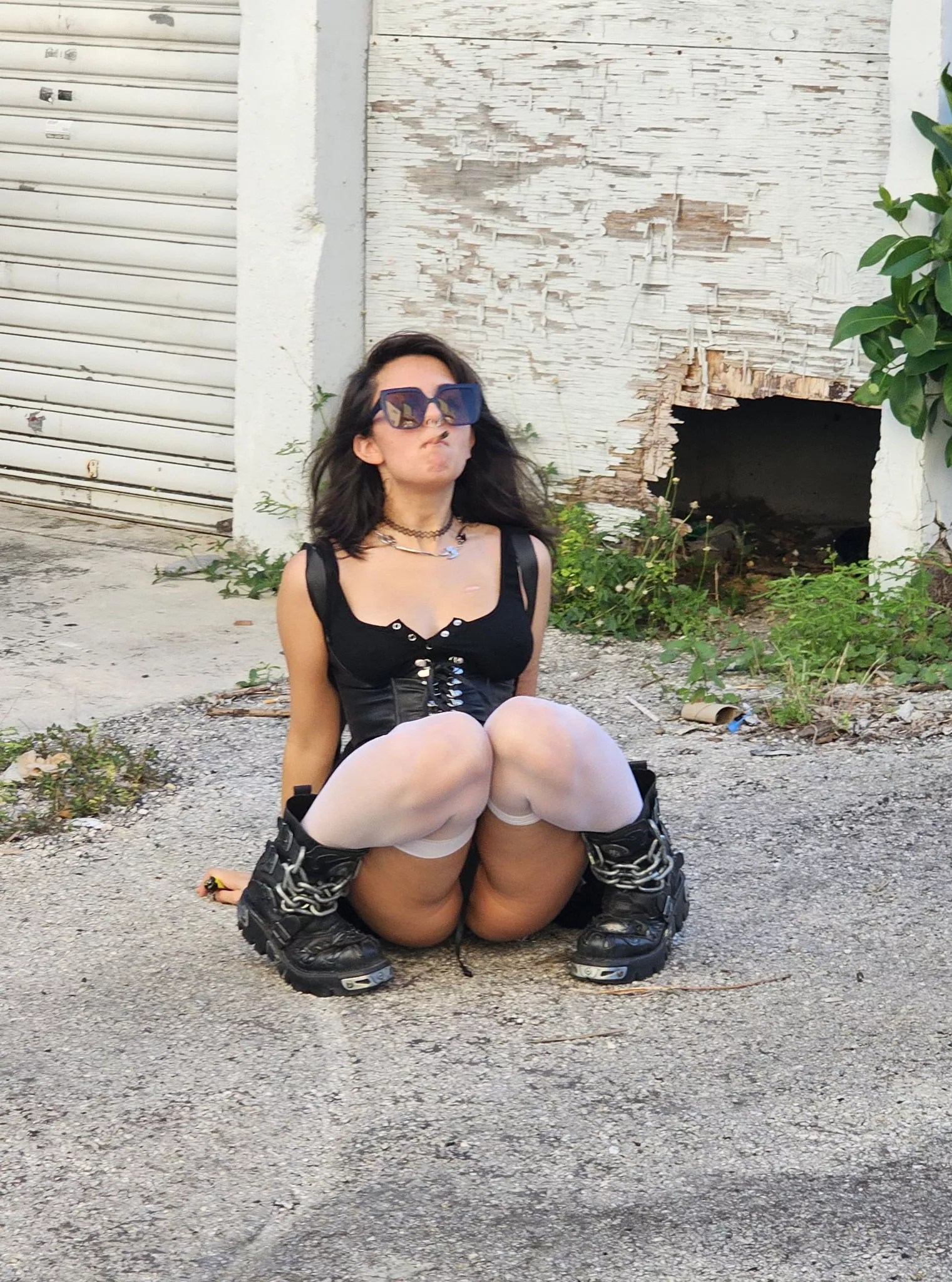 can i crush u with my thighs? 👉👈