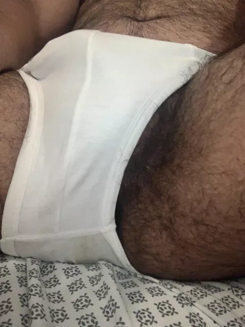 Can you imagine the alpha smells?