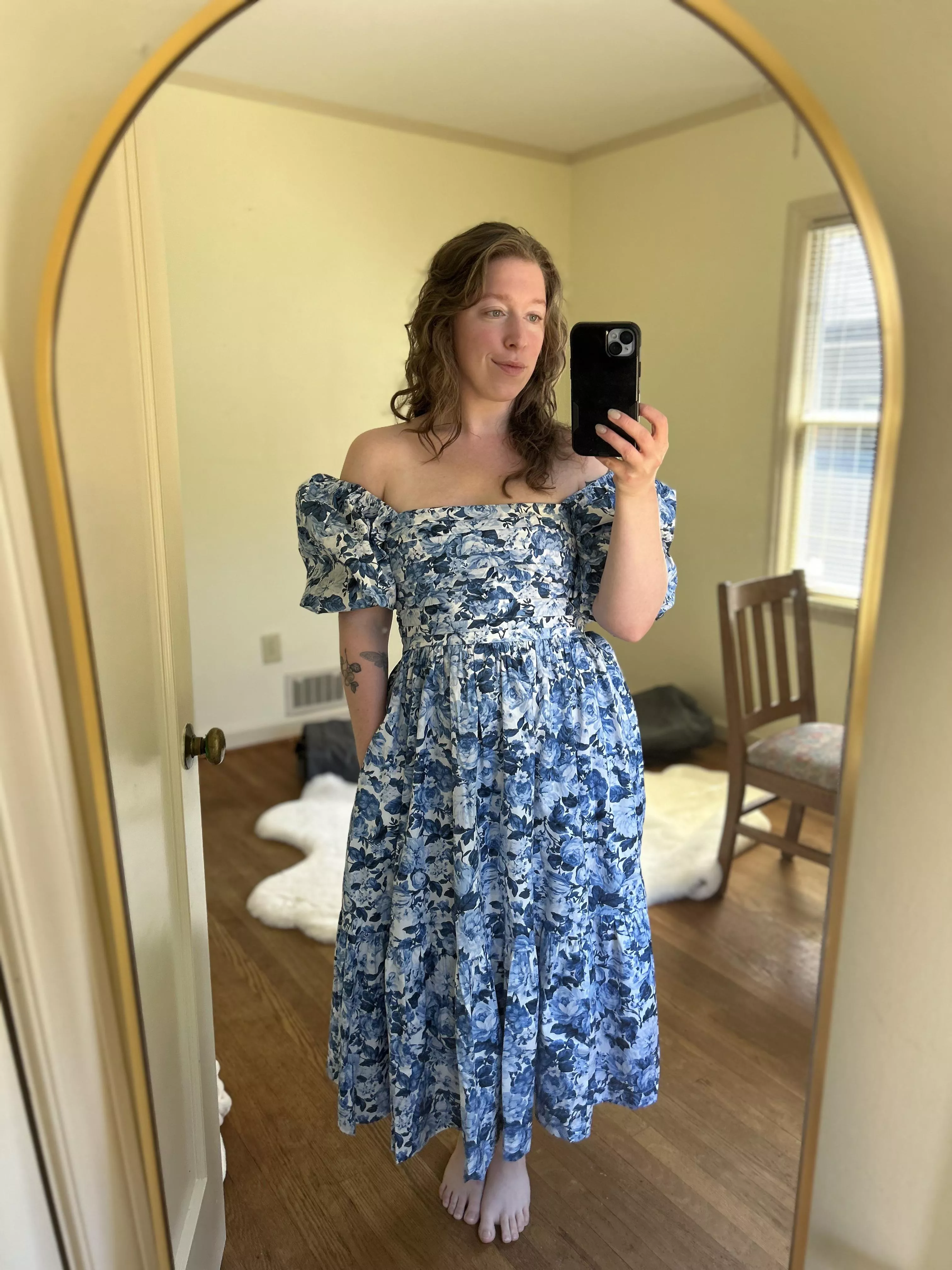 Can’t figure out if I like this dress on me or not [f]