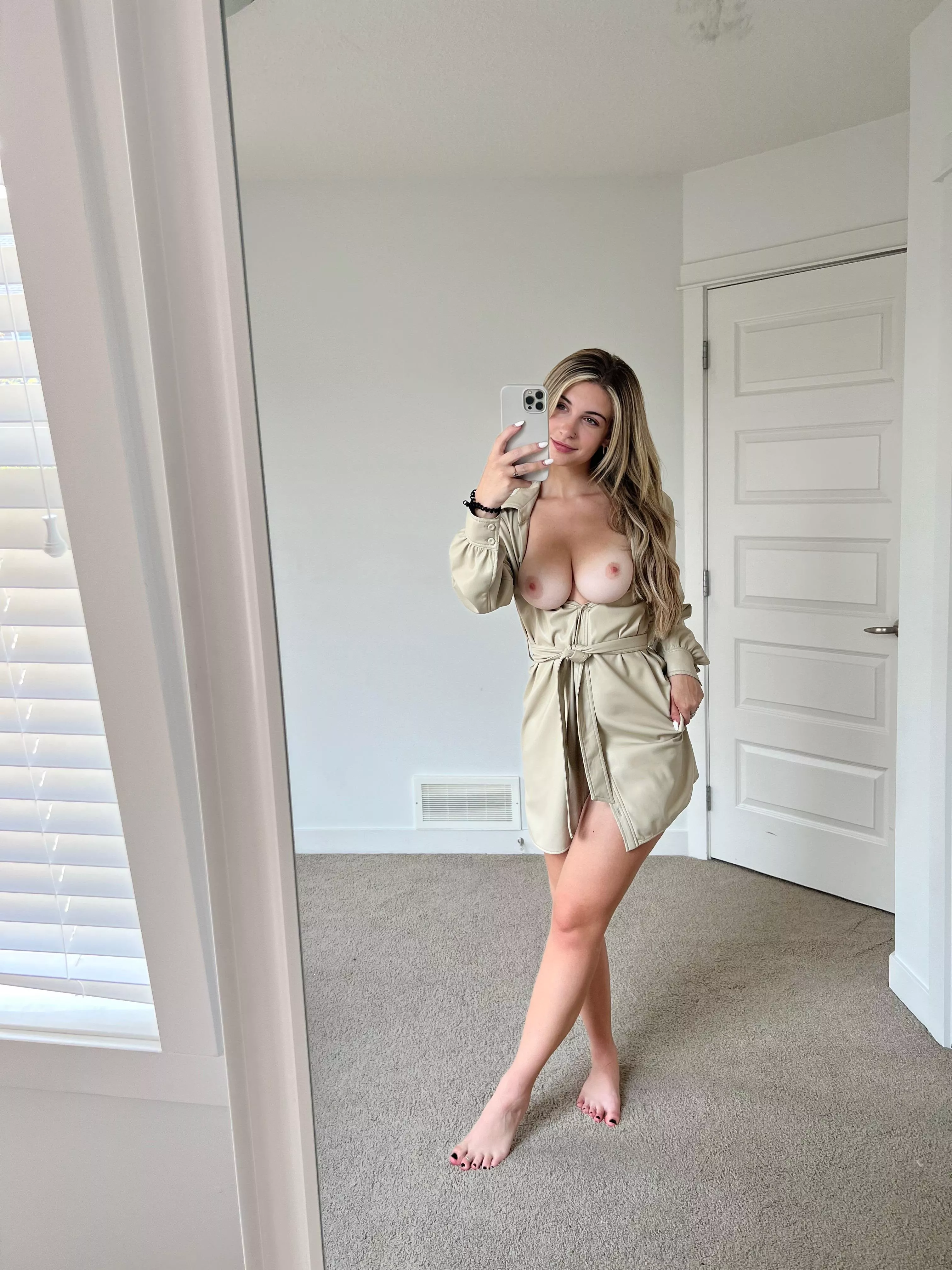 Cute lil mirror pic 😉