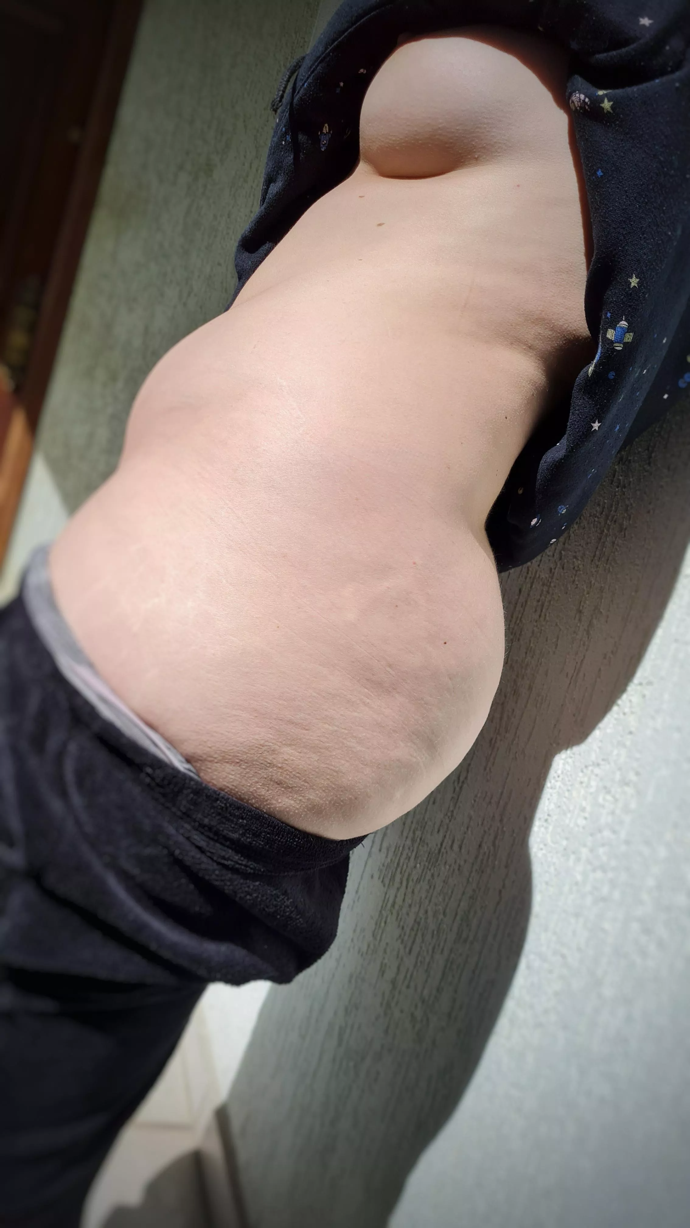 Even in winter we have to take sun baths!