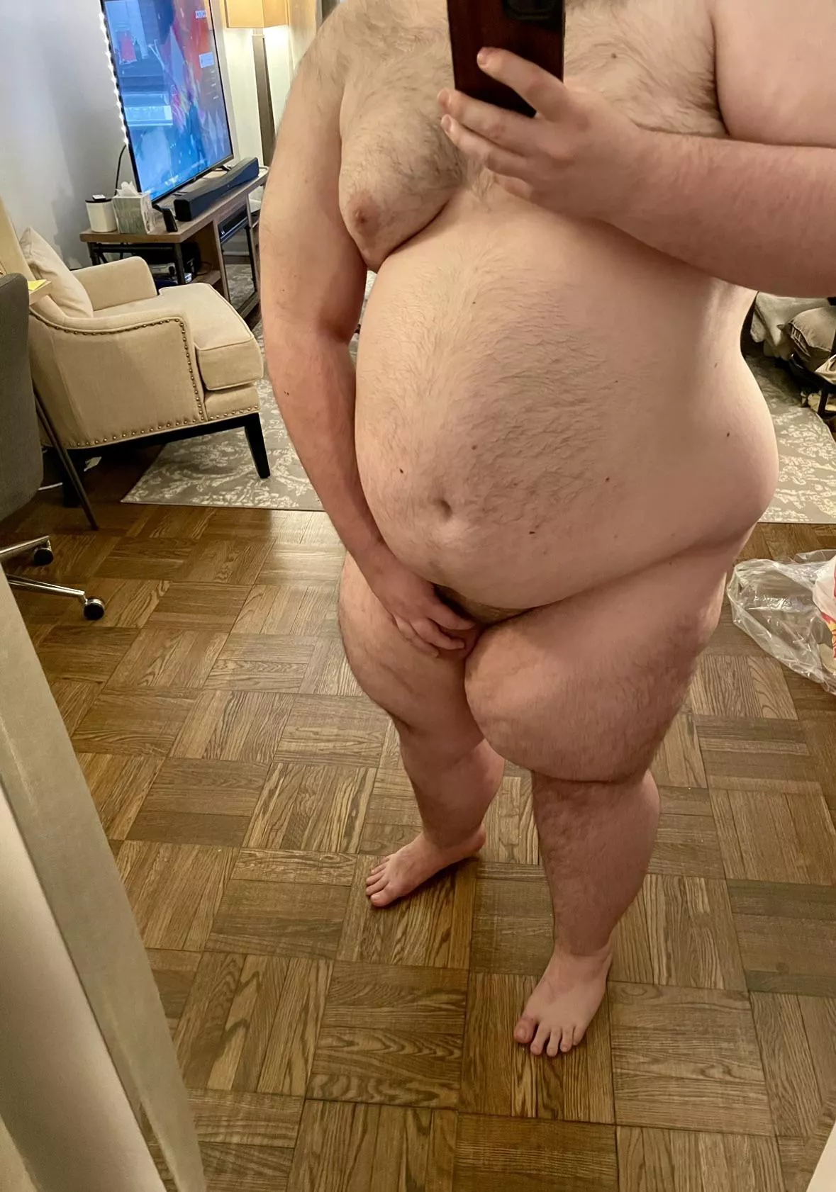 Hairy chub open to chaser chats