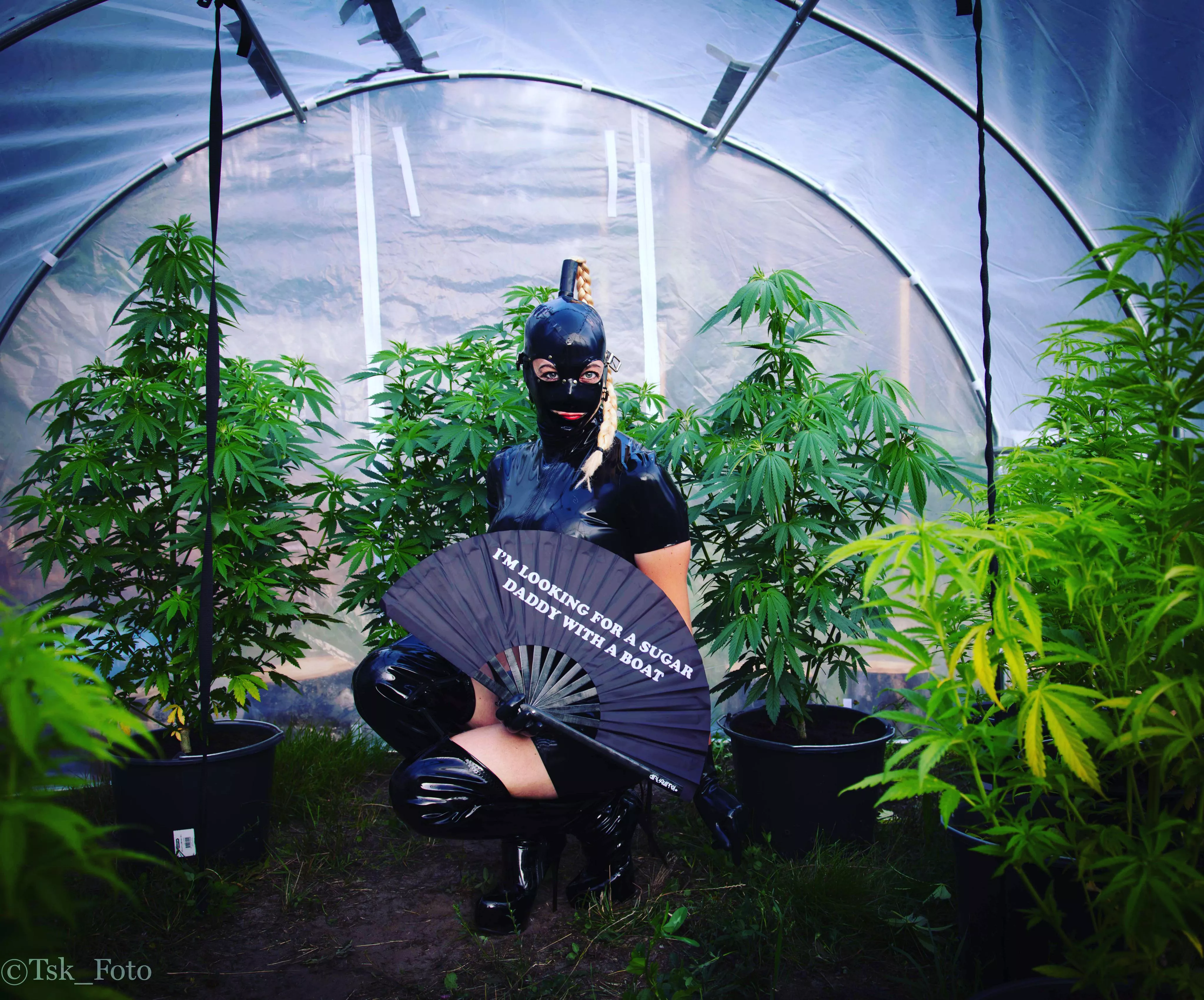 Hallo from the greenhouse😘