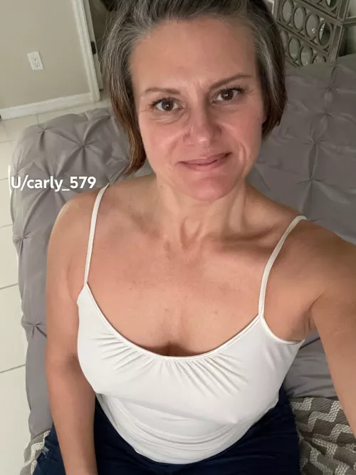 I think going braless must feel like you going commando.