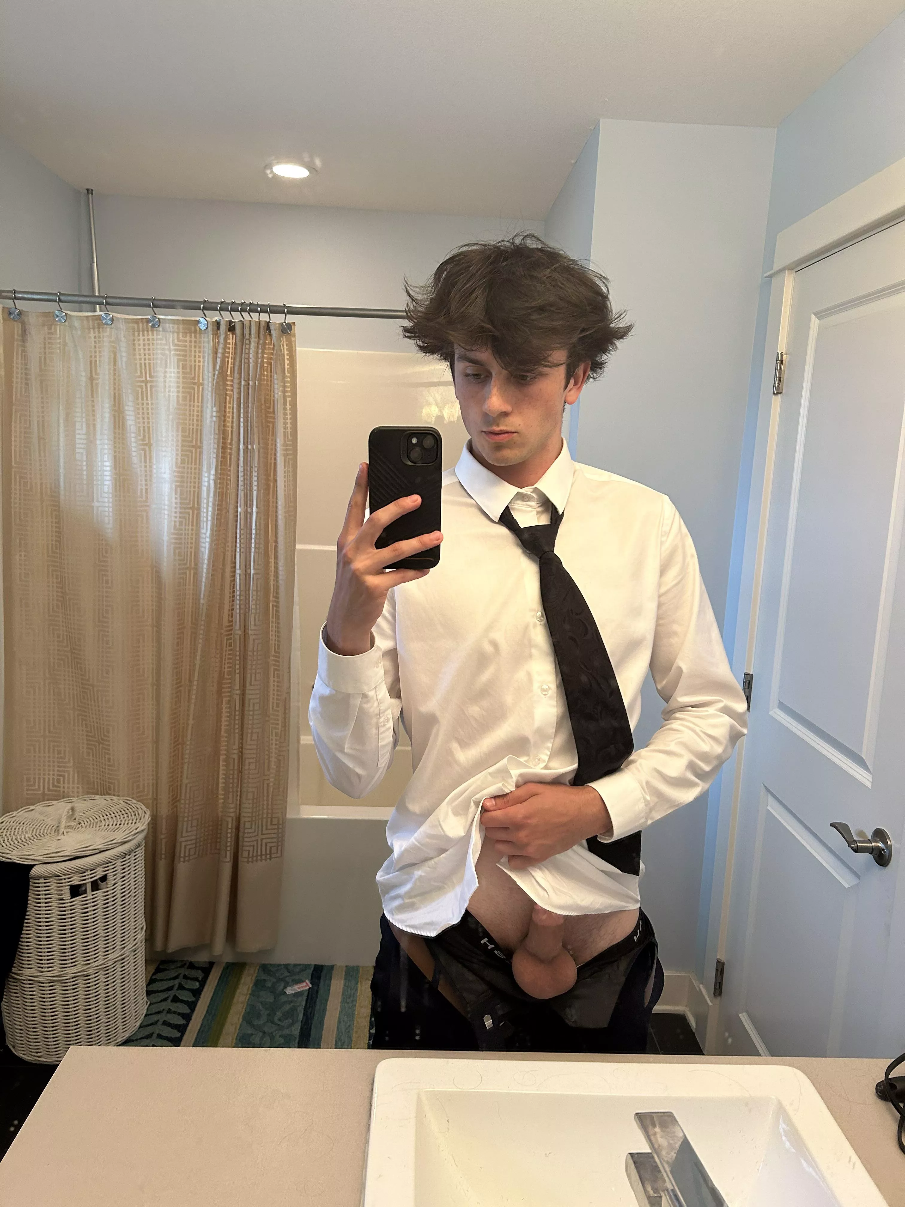 Let me fuck after a long day👅