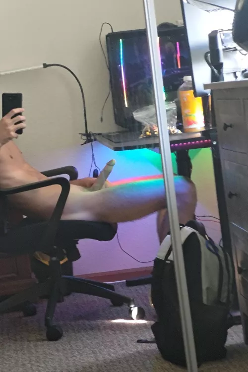 Let me play Minecraft while you suck my dick