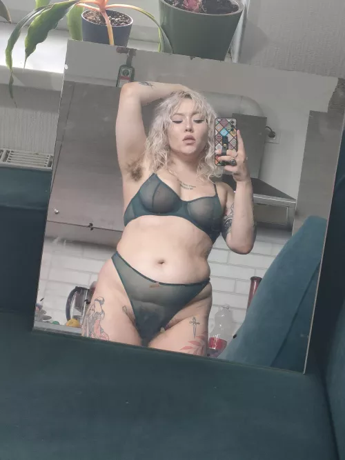 Mirror, mirror...who's the sexiest of them all? 😏