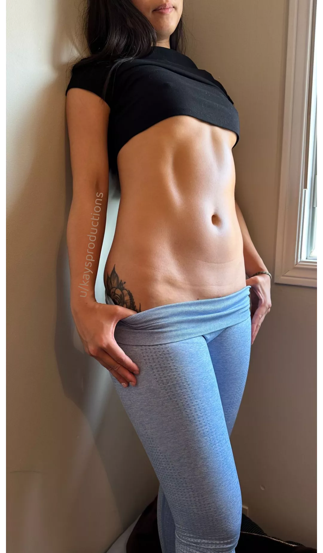 My lil gym top to show my tummy